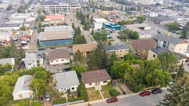 4004 Centre A St Ne, House detached with 4 bedrooms, 2 bathrooms and 4 parking in Calgary AB | Image 5