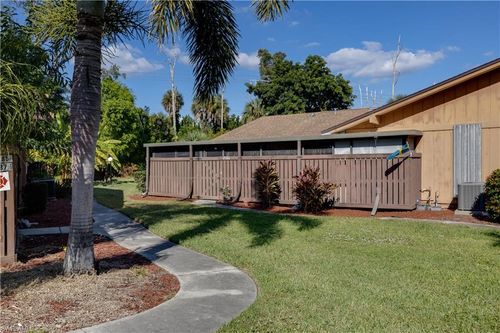 17301 Timber Oak Ln, FORT MYERS, FL, 33908-6170 | Card Image