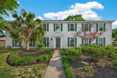 302 Hickory Ridge Dr, El Lago, TX, 77586-6007 | Card Image