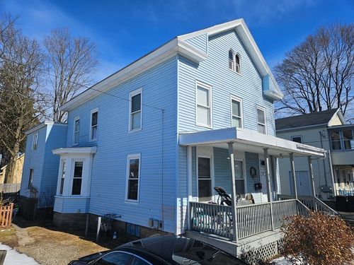 7 Union Ct, Easthampton, MA, 01027-1421 | Card Image