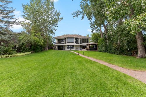 732 West Chestermere Drive, Chestermere, AB, T1X1B5 | Card Image