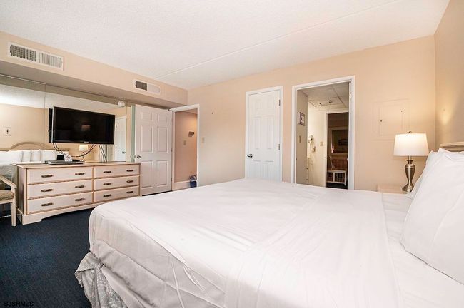 112 - 812 Ocean Ave, Condo with 1 bedrooms, 1 bathrooms and null parking in Ocean City NJ | Image 14