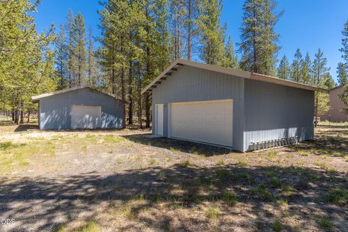 11614 Alderwood Dr, La Pine, OR, 97739-9238 | Card Image