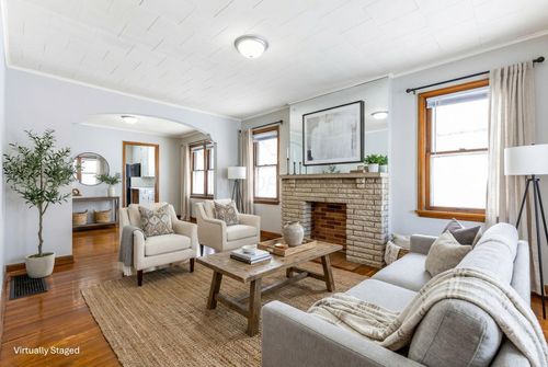 1661 E Whittier St, Columbus, OH, 43206-1858 | Card Image