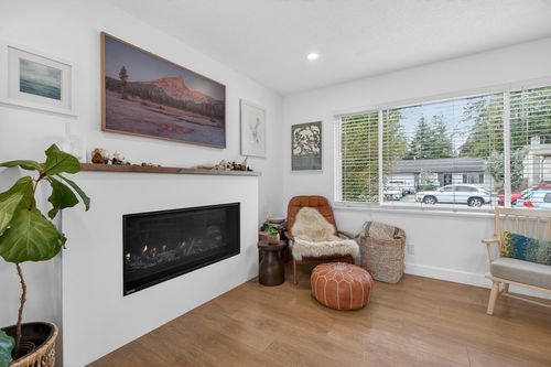 4428 203 St, Langley, BC, V3A6P7 | Card Image