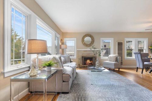 4023 Laurel Ave, Oakland, CA, 94602-3928 | Card Image