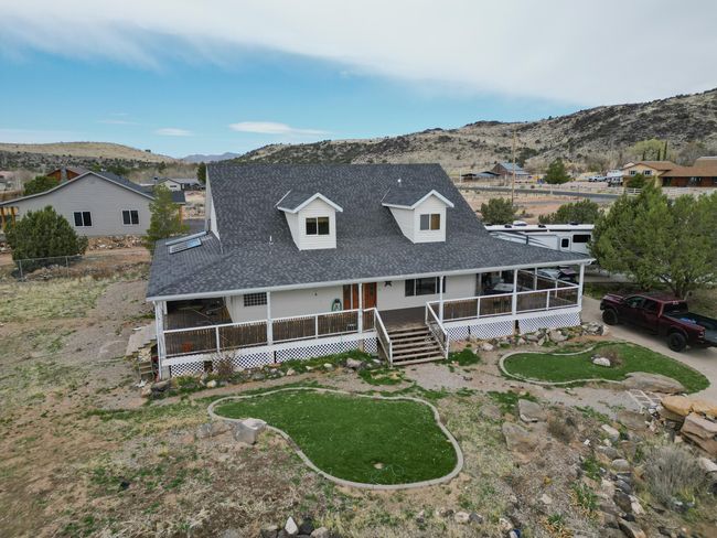 Front | Image 17