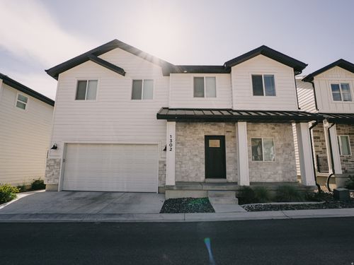 1302 S 1100 E, Provo, UT, 84606-6725 | Card Image