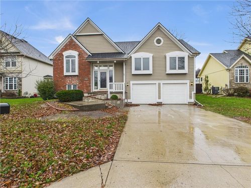 432 Sw Oak Wood Ln, Grain Valley, MO, 64029-8424 | Card Image