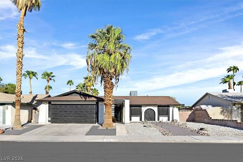 5348 El Nuevo Dr, Las Vegas, NV, 89120-1768 | Card Image