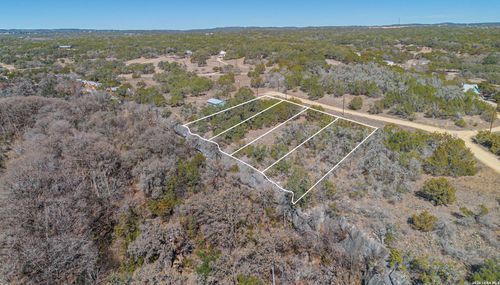 1062 Blue Bonnet Hill Dr, Spring Branch, TX, 78070-5196 | Card Image
