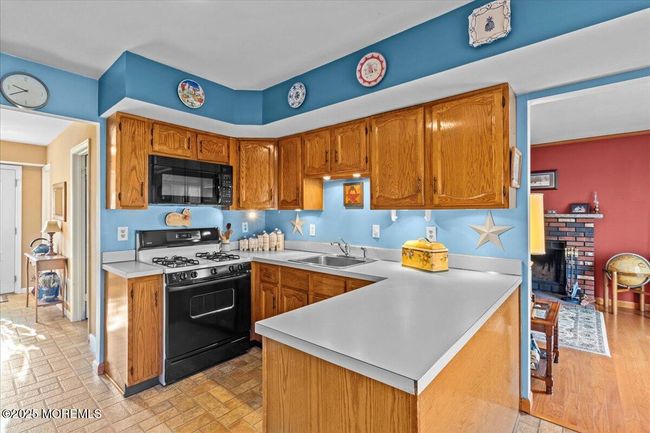 18 Sweetbriar Trl, House other with 4 bedrooms, 3 bathrooms and null parking in Howell NJ | Image 10