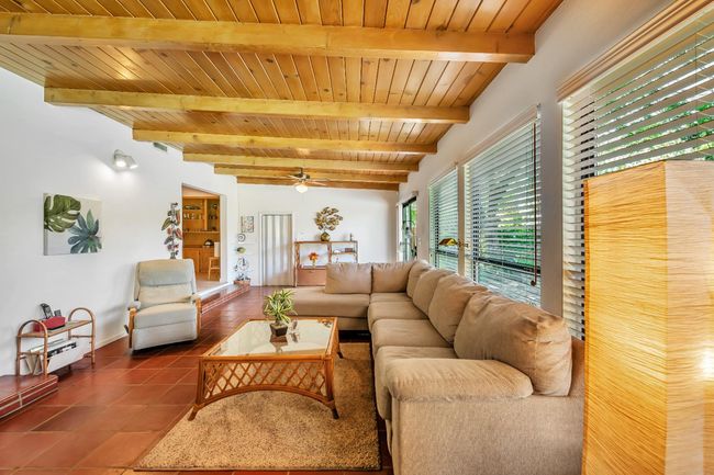 4411 Surita St, House other with 3 bedrooms, 2 bathrooms and null parking in Sacramento CA | Image 6