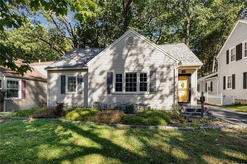 96 Fairlea Dr, Irondequoit, NY, 14622-1157 | Card Image