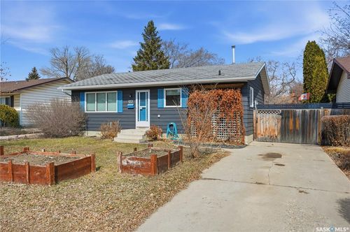 122 Forrester Rd, Saskatoon, SK, S7M4G3 | Card Image