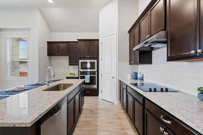(pic from 2024 prior to current tenant moving in). | Image 10
