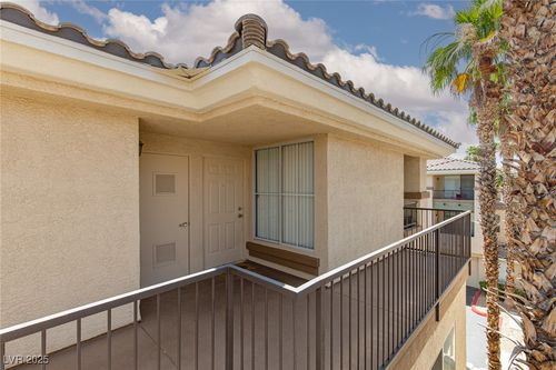 303-7155 S Durango Dr, Las Vegas, NV, 89113-2036 | Card Image
