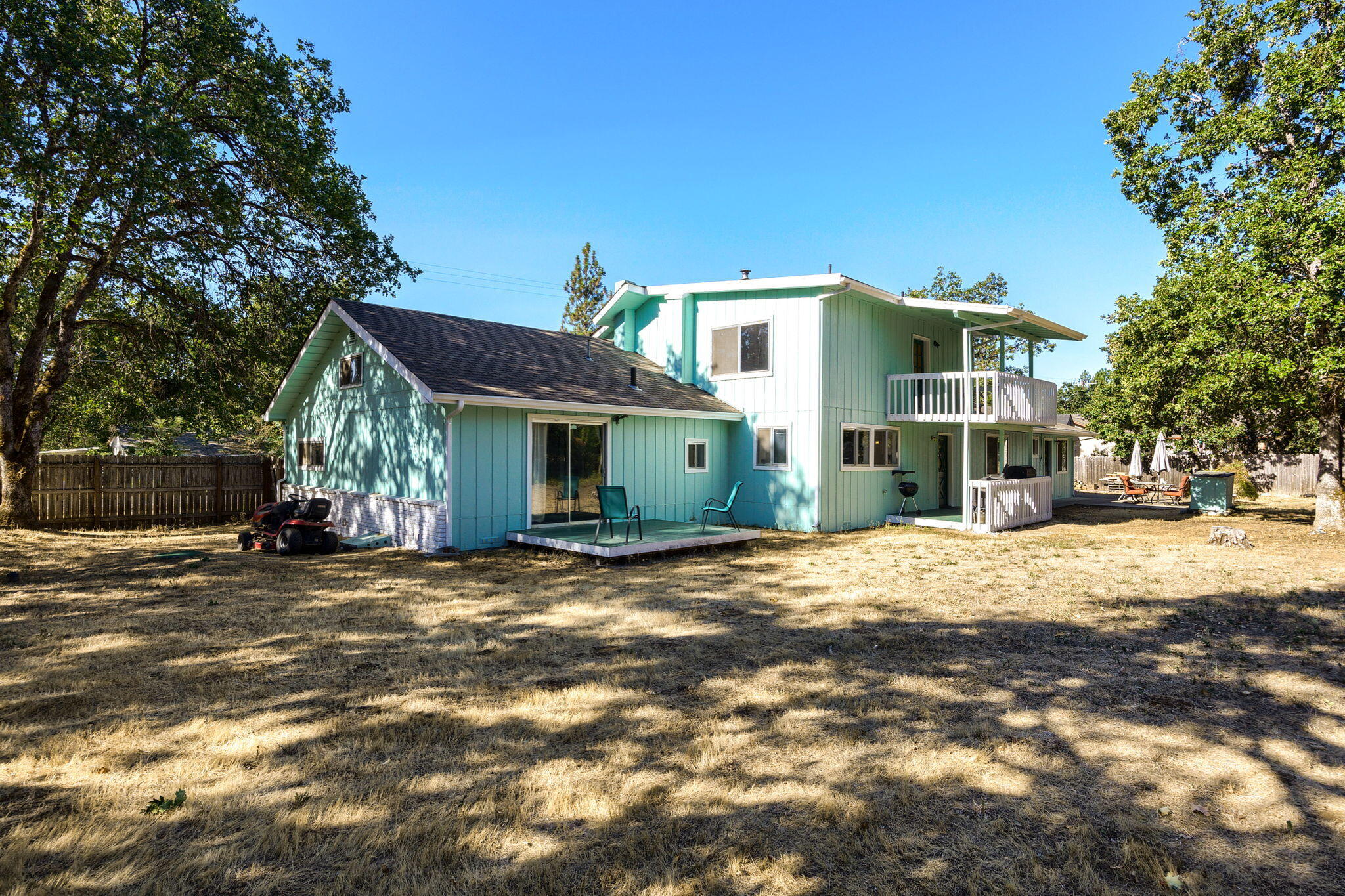 Red Mountain Dr, Grants Pass, OR 97526
