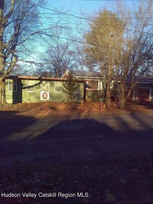 15 Brown Rd, Copake, NY, 12516-1030 | Card Image
