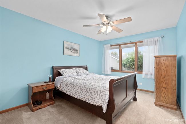 420 Windsor Dr, Home with 3 bedrooms, 3 bathrooms and null parking in Oswego IL | Image 13