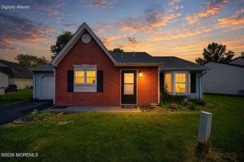 1000-20 Jaffreyton Close, Freehold, NJ, 07728-3837 | Card Image