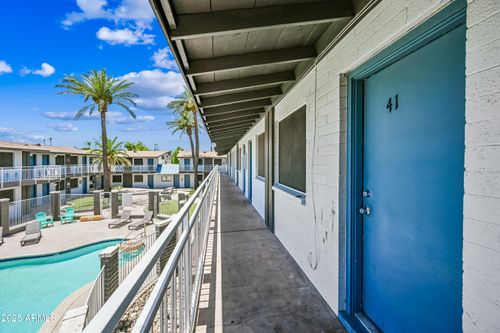 41-3025 N 32nd St, Phoenix, AZ, 85018-6860 | Card Image