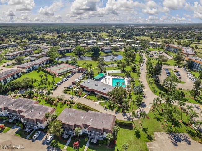 APT-201 - 4372 27 Th Ct Sw, Condo with 2 bedrooms, 2 bathrooms and null parking in NAPLES FL | Image 42