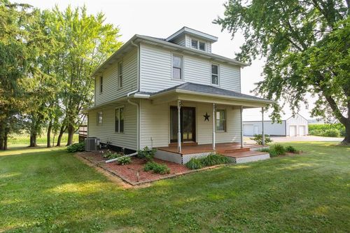 1722 Us Highway 12, Hammond, WI, 54015-4807 | Card Image