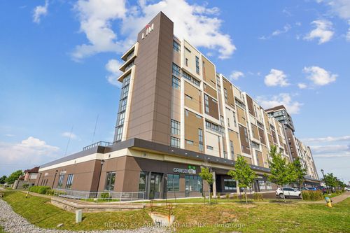 709-560 N Service Rd, Grimsby, ON, L3M0G3 | Card Image