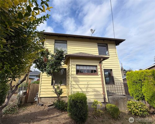 4210 S Holly St, Seattle, WA, 98118-3322 | Card Image