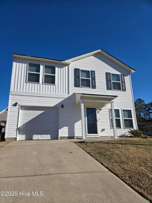 2205 Sawgrass Rd, Rocky Mount, NC, 27804-9215 | Card Image