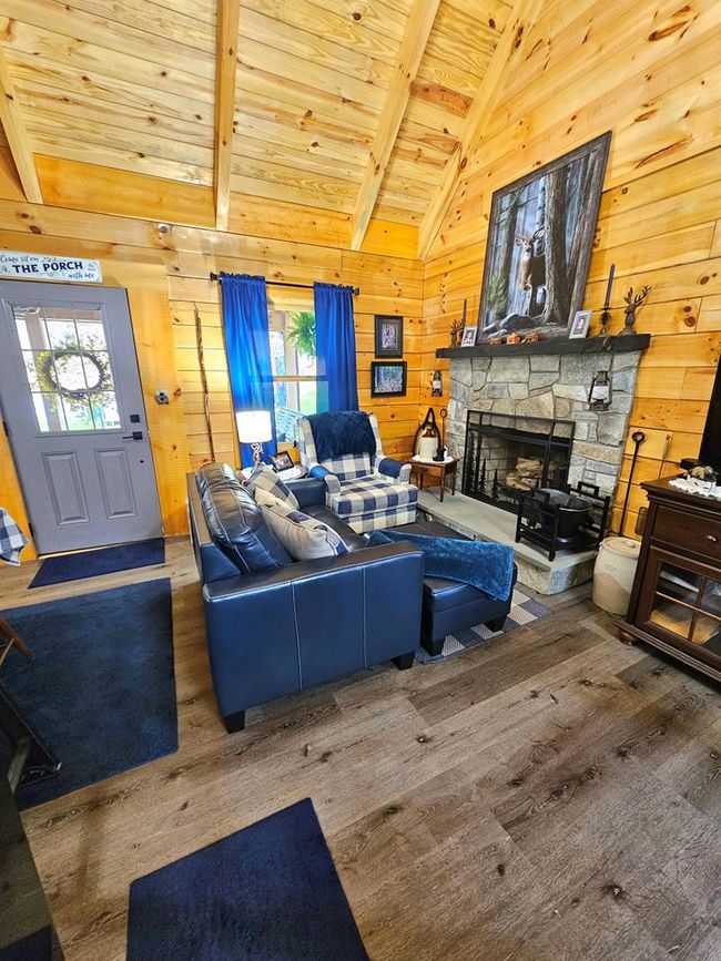 481 Clinch Dr, House other with 2 bedrooms, 1 bathrooms and null parking in Pounding Mill VA | Image 7