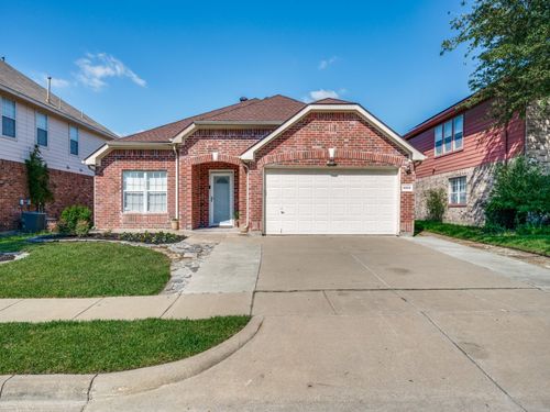 6805 Geyser Trl, Watauga, TX, 76137-6717 | Card Image
