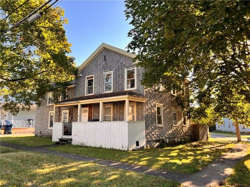 2 Spencer St, Lyons, NY, 14489-1423 | Card Image