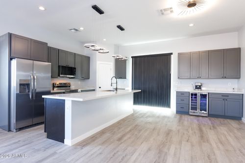 10153 W Wenden Dr, Arizona City, AZ, 85123-8890 | Card Image