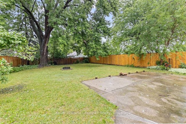 974 Buckingham Dr, House other with 4 bedrooms, 2 bathrooms and 3 parking in Windsor ON | Image 17