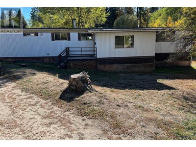 17 - 1101 Columbia Ave, House other with 3 bedrooms, 1 bathrooms and null parking in Castlegar BC | Image 2