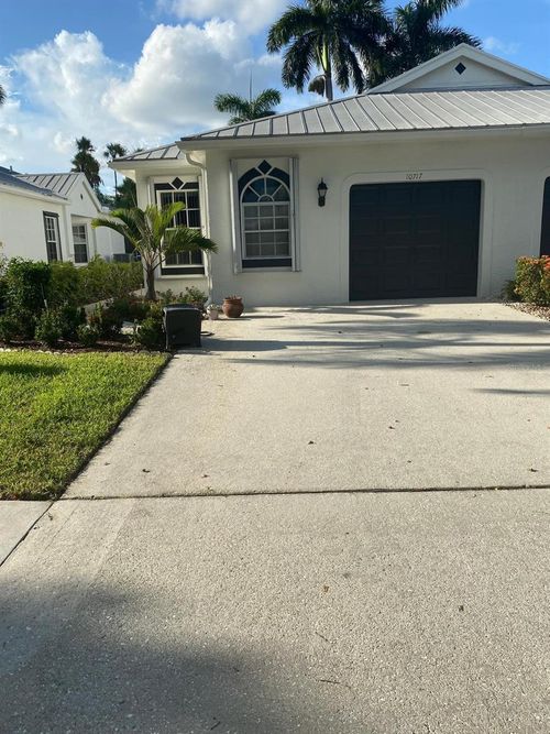 10717 Pelican Dr, WELLINGTON, FL, 33414-6153 | Card Image