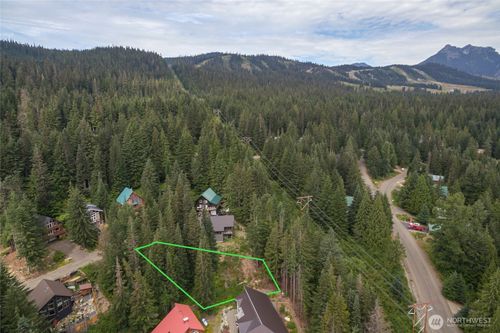 14 Arlberg Pl, Snoqualmie Pass, WA, 98068-5071 | Card Image
