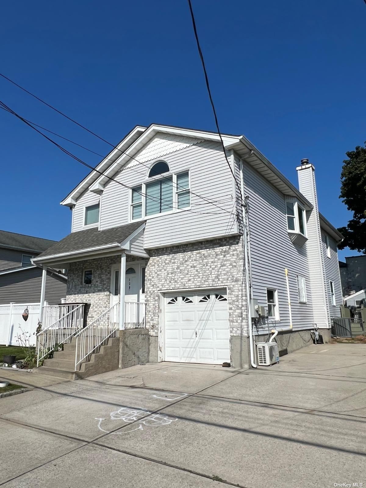 Roger Rd, North Bellmore, NY 11710