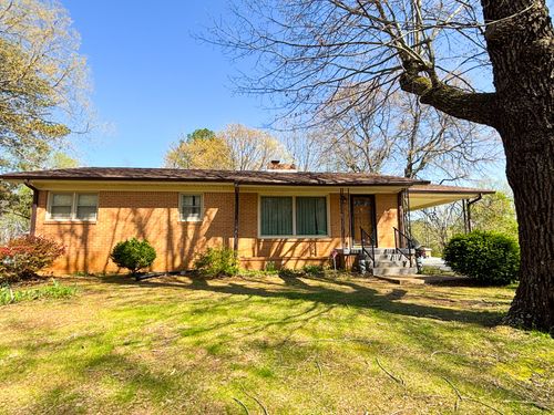 126 Zimmerman St, Hohenwald, TN, 38462-1522 | Card Image