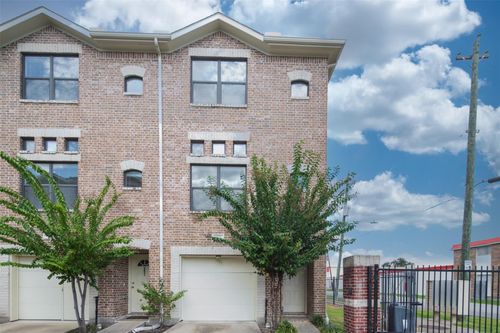901-2710 Hullsmith Drive, Houston, TX, 77063 | Card Image