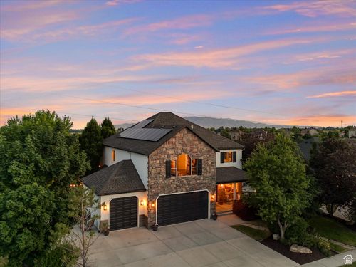 6037 W Chamberry Way, Highland, UT, 84003-8939 | Card Image