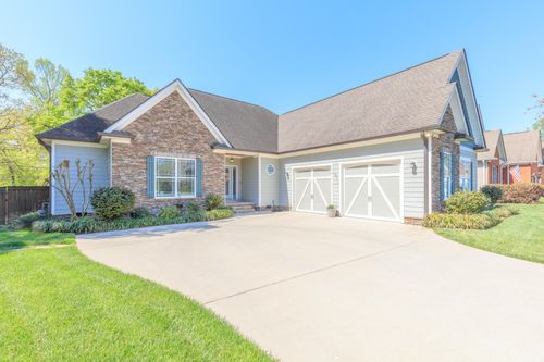 7064 Homestead Cir, Hixson, TN, 37343-6410 | Card Image