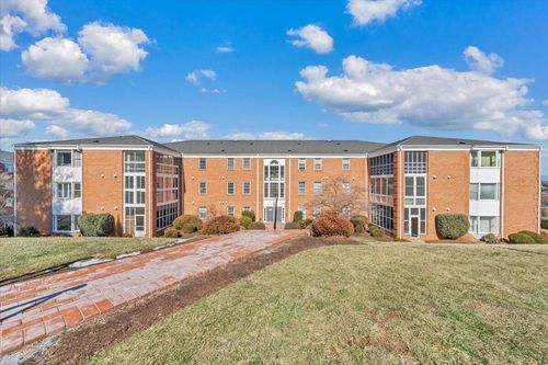 apt-21-2102 Stephenson Ave Sw, Roanoke, VA, 24014-1656 | Card Image
