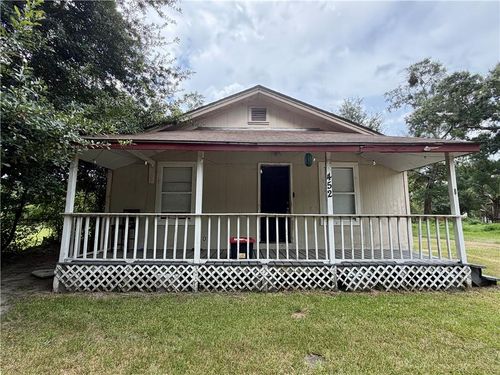 452 Hopi St, Chickasaw, AL, 36611-1738 | Card Image