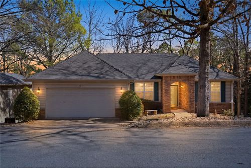 6 Williamsburg Ln E, Bella Vista, AR, 72715-8455 | Card Image
