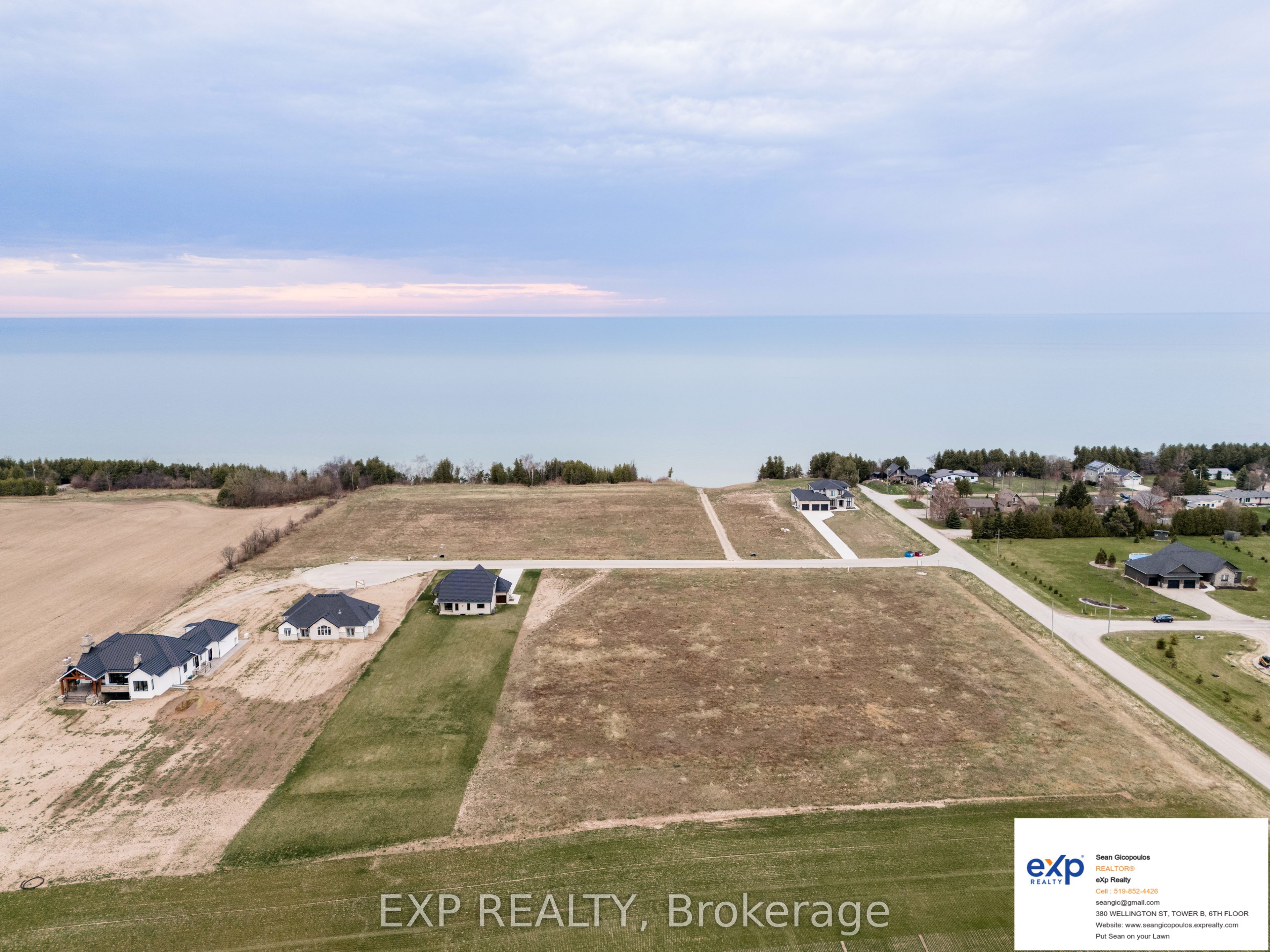 Residential in Bluewater 3