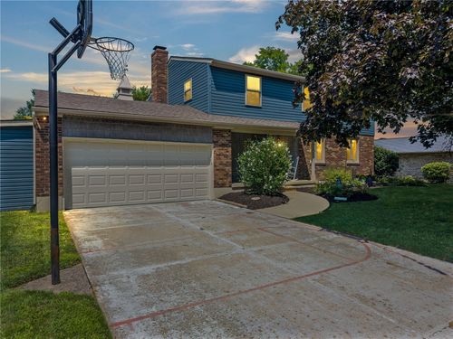 1914 Beckert Drive, Piqua, OH, 45356 | Card Image