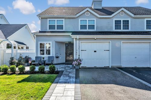 60 Herrels Cir, Huntingtn Sta, NY, 11747-4249 | Card Image